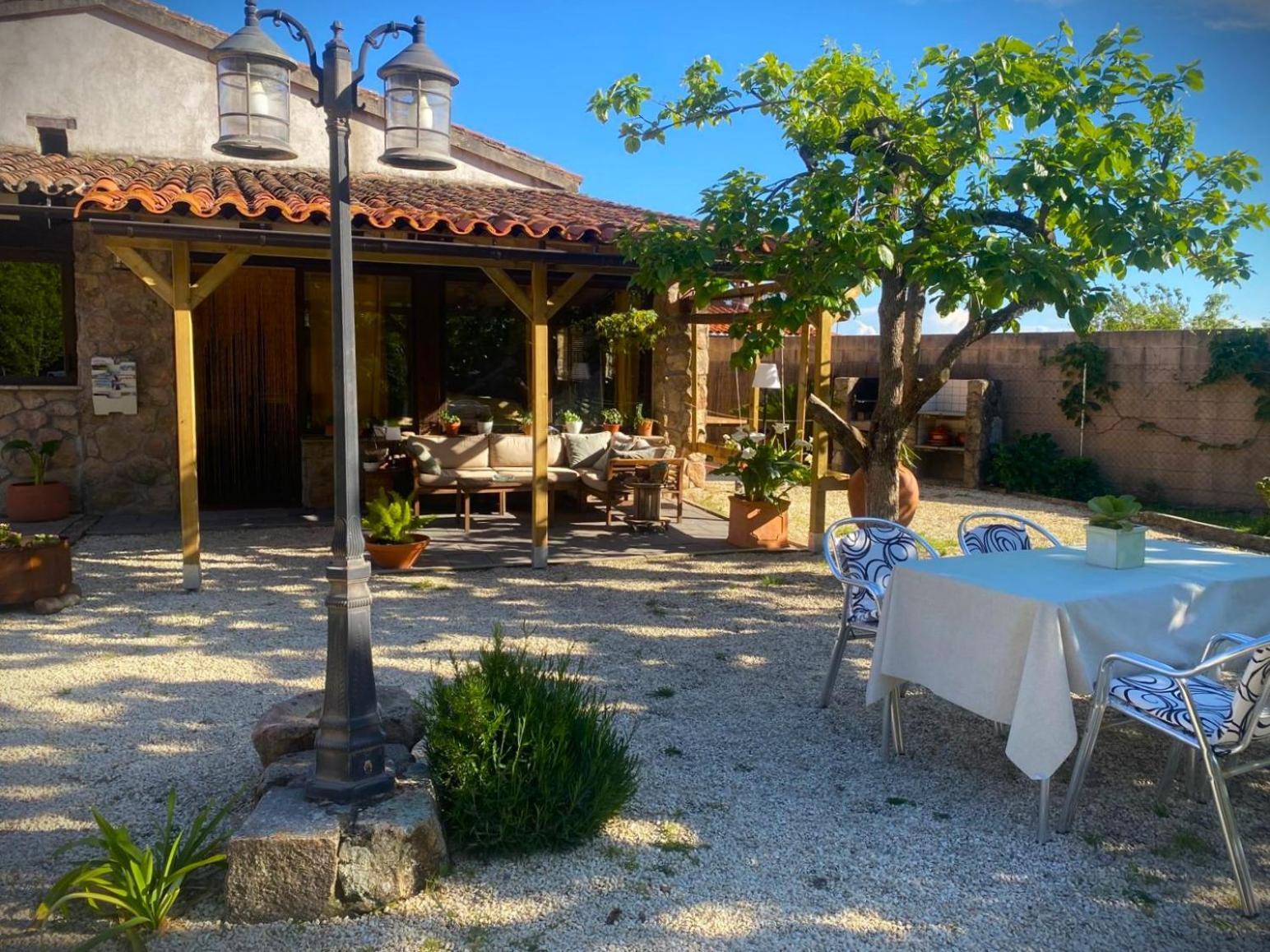 Apartamento Rural Se De Un Lugar Эль-Торно Экстерьер фото
